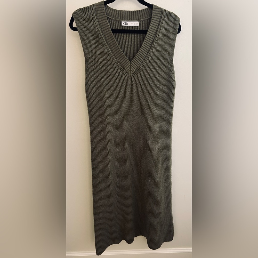 Zara Olive Green Sleeveless Knit Maxi Dress (Size Medium)